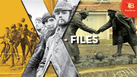 Simone Inzaghi celebrating with his Inter Milan players after beating Barcelona.